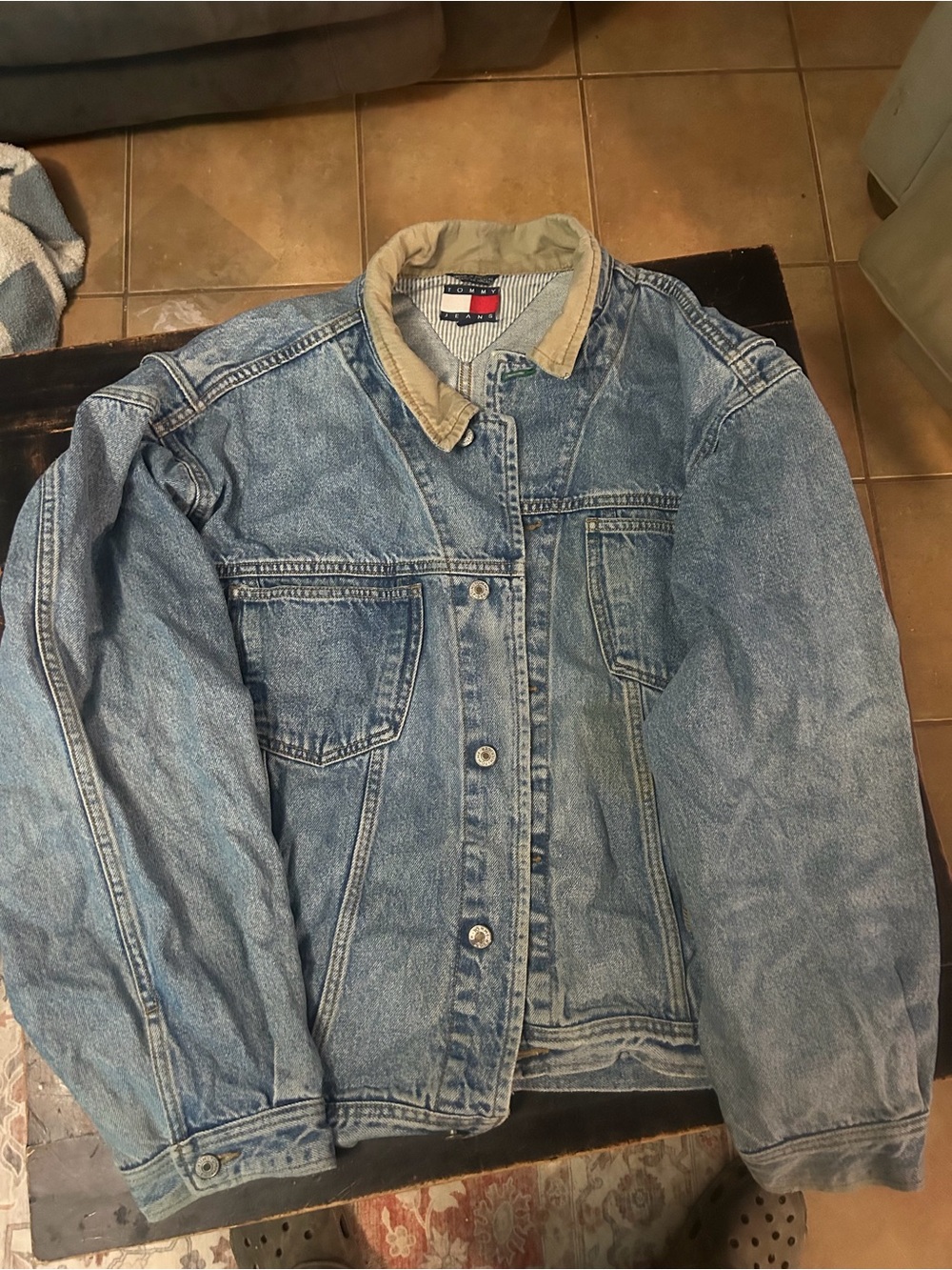 Tommy Hilfiger Light Blue Denim Jacket with Beige Corduroy Collar